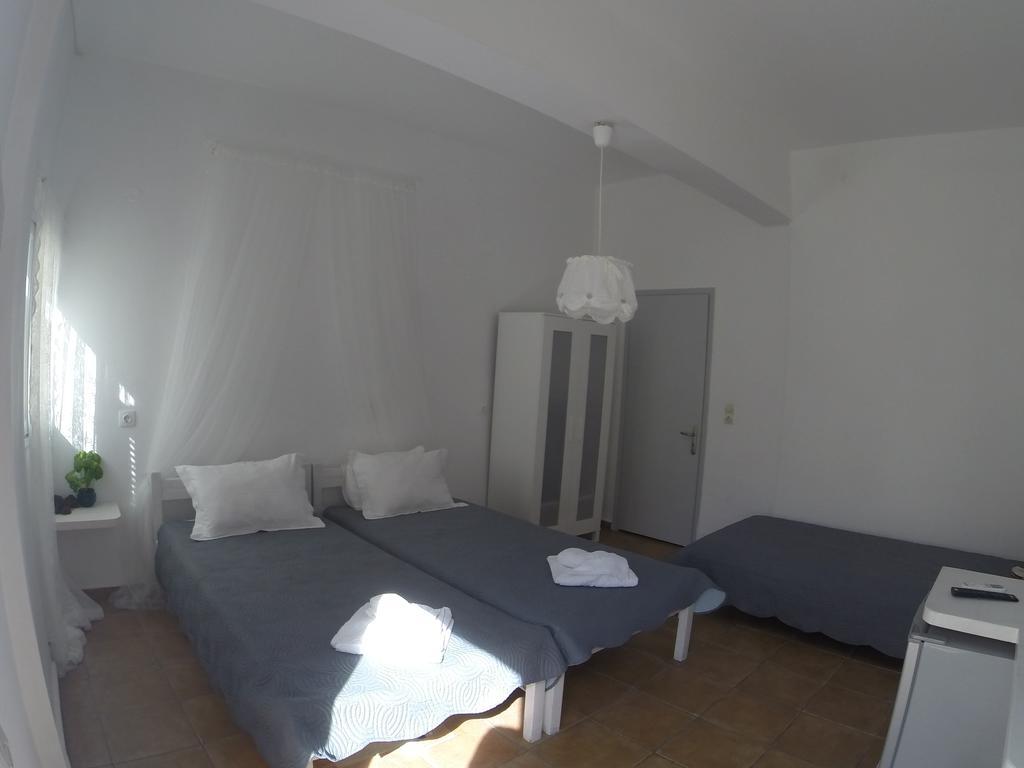 Sagma Beach Rooms 佩里萨 外观 照片